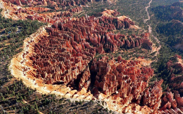 Khám phá vẻ đẹp ngỡ không có trên trần gian của công viên quốc gia Bryce Canyon (Mỹ)